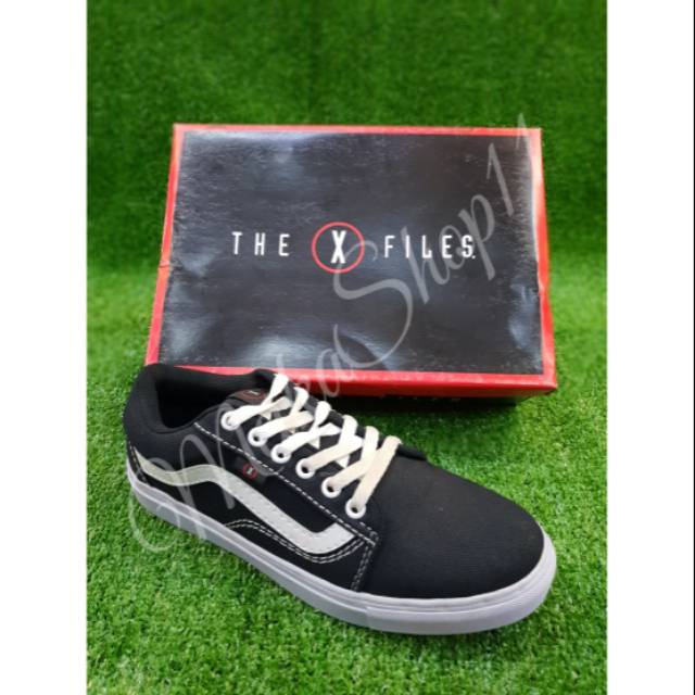 SEPATU SEKOLAH THE X FILES TERMURAH
