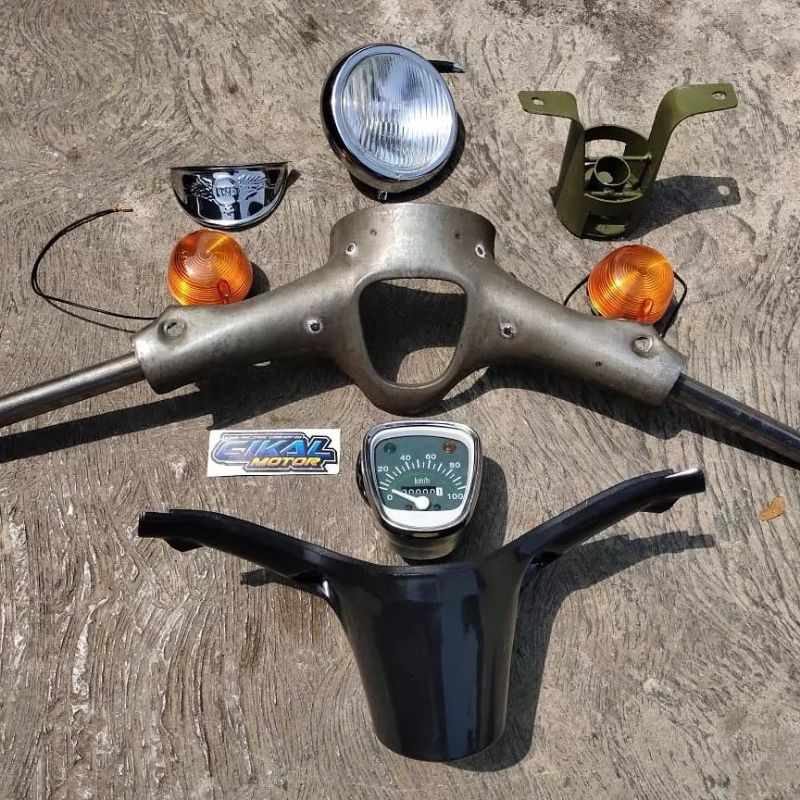 kepala set c70 batok atas c70 lampu depan c70 topi lampu c70 sen depan c70 spidometer c70 batok bawa