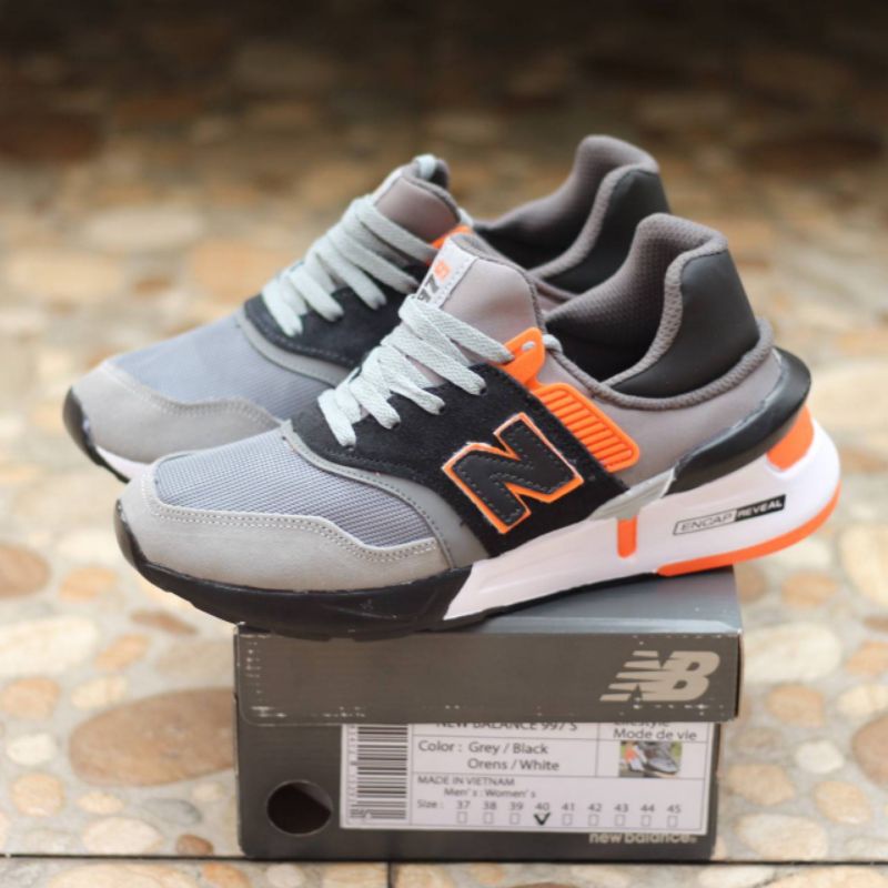 New balance 997 - Gray Black | Sneakers Pria Olahraga Jogging Running Fashion Import Quality Gaya