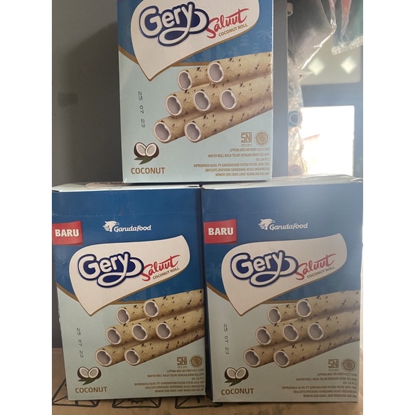 

Gery Salut Coconut Roll