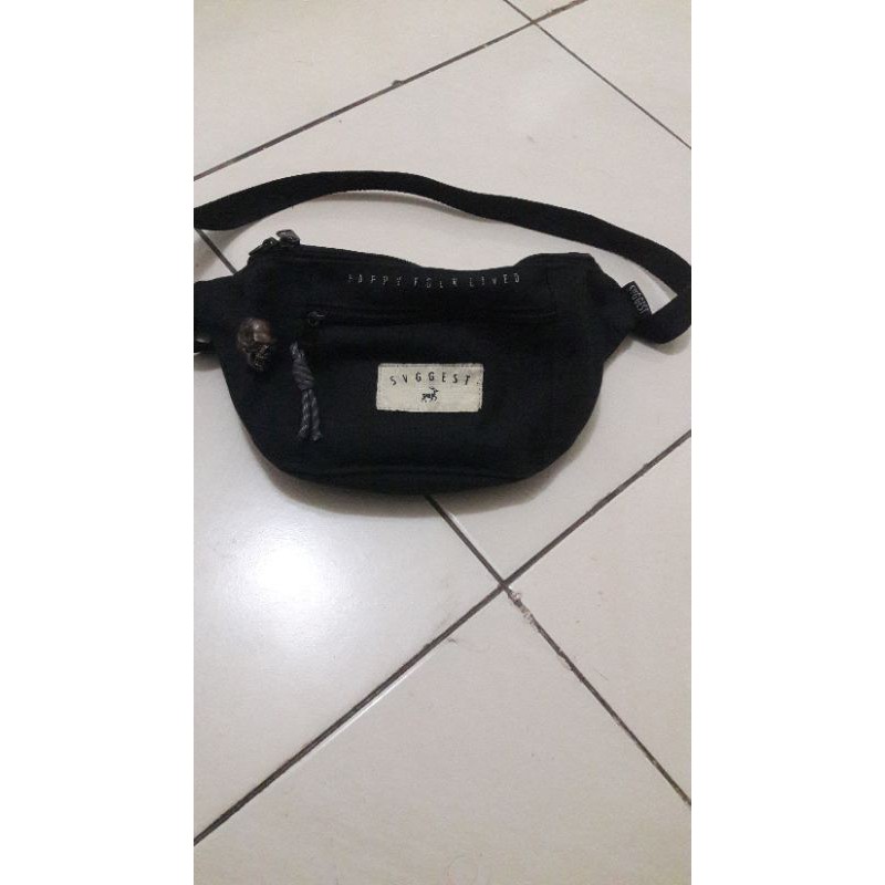 preloved waistbag/slingbag SVGGEST