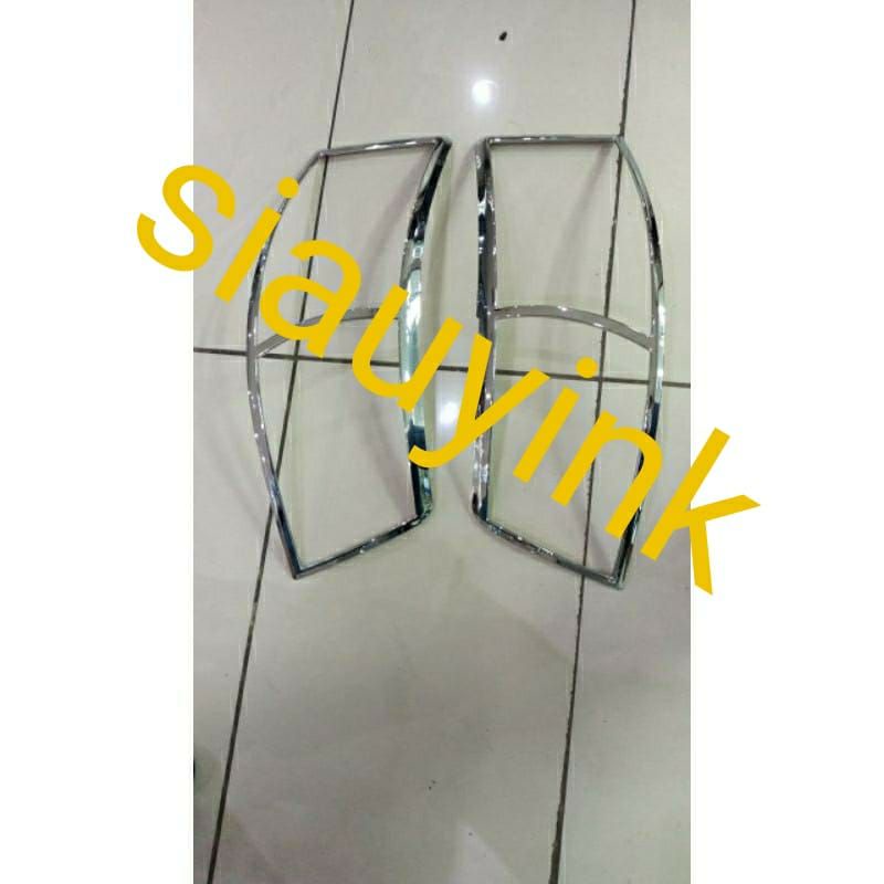 Garnish lampu depan APV chrome