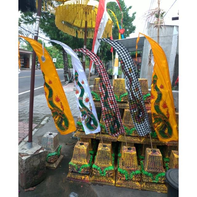 Kober / bendera naga / umbul-umbul naga 1,5 meter / umbul-umbul bali