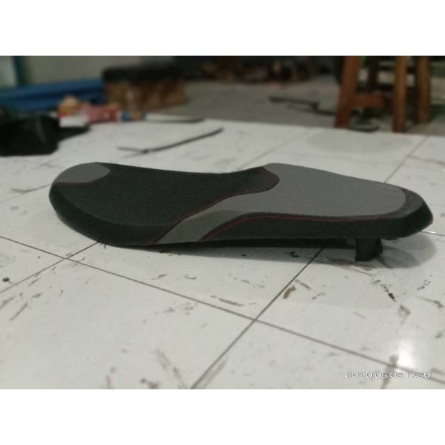 Jok slim vario techno 125 old kulit exride