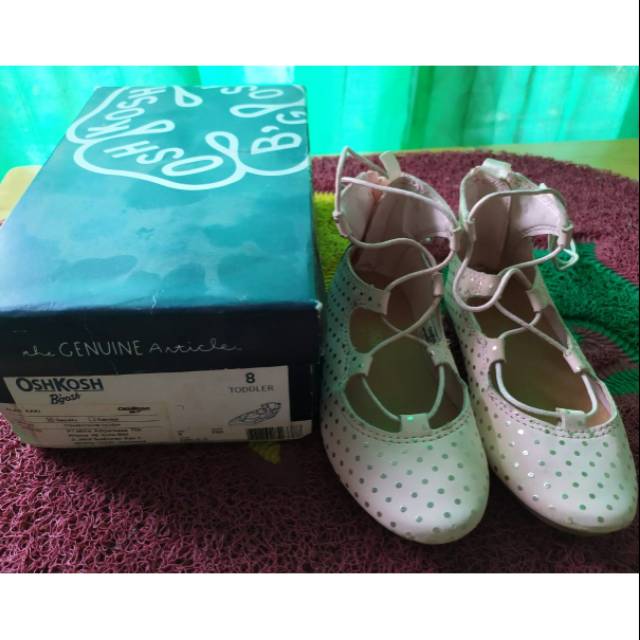 Preloved sepatu anak Oshkosh B'gosh