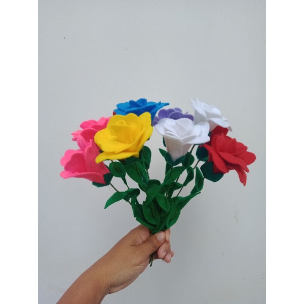 Bunga mawar kain flanel satu tangkai tanpa plastik dan pita