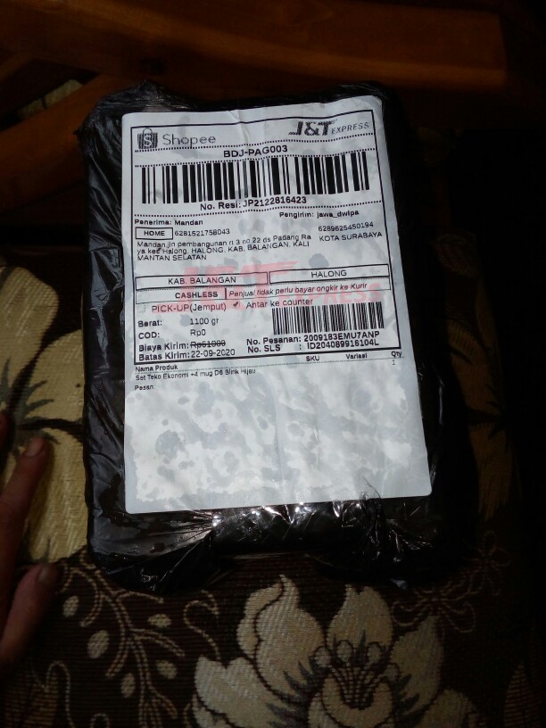 Set Teko Ekonomi +4 Mug D6 Blirik Hijau