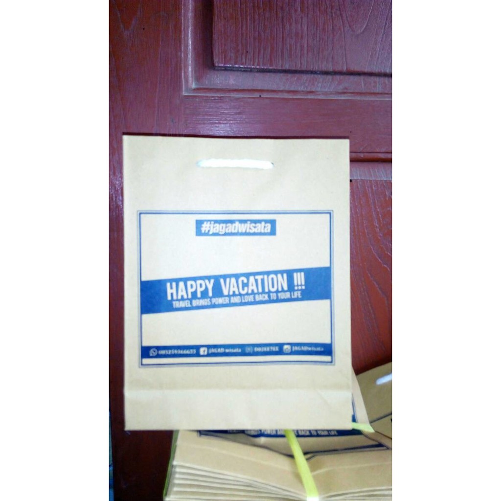 

Tas kertas coklat sablon 1 sisi 1 warna ukuran 18x22x6