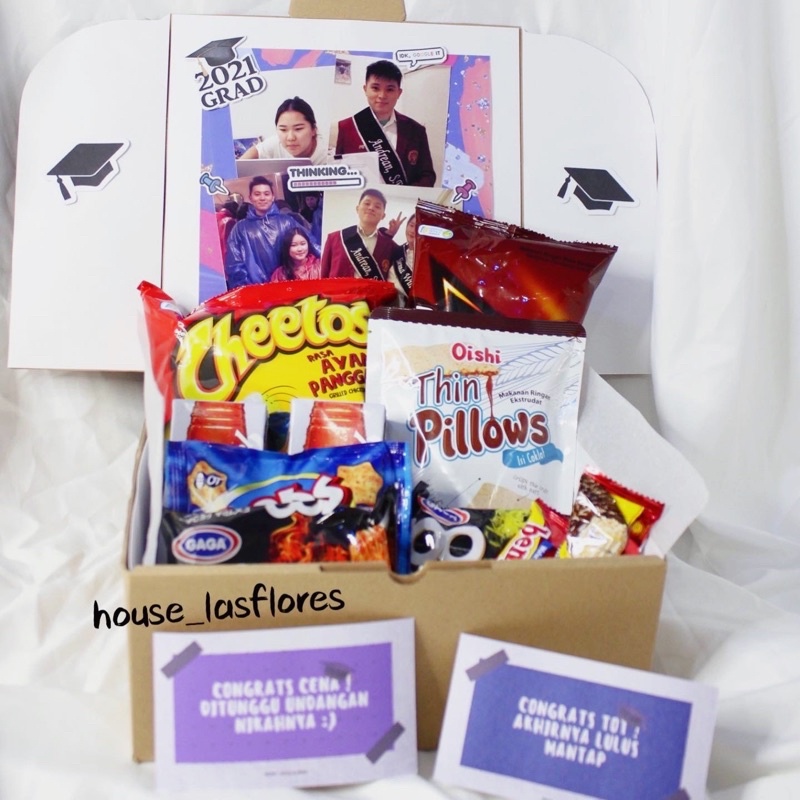 

Snack Box Hadiah Graduation Anniversary Sangjit Wedding