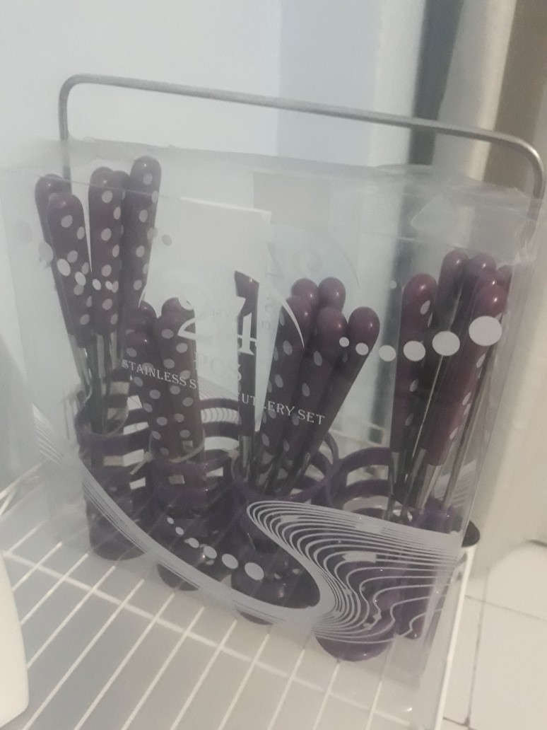 Adelaides Sendok Set 25 Pcs Dengan Wadah