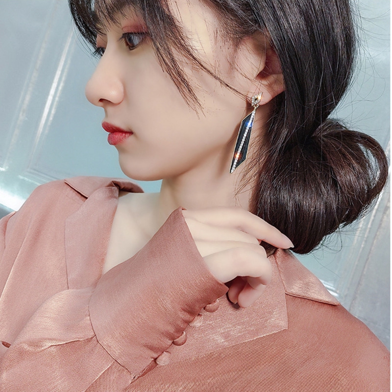 COD Hotel Deluna Anting S925 Silver Korea Geometry Black Irregular Earrings