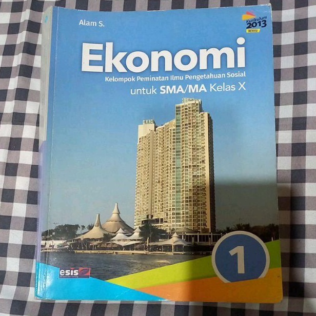 [PRELOVED] Buku Ekonomi Erlangga kelas 10