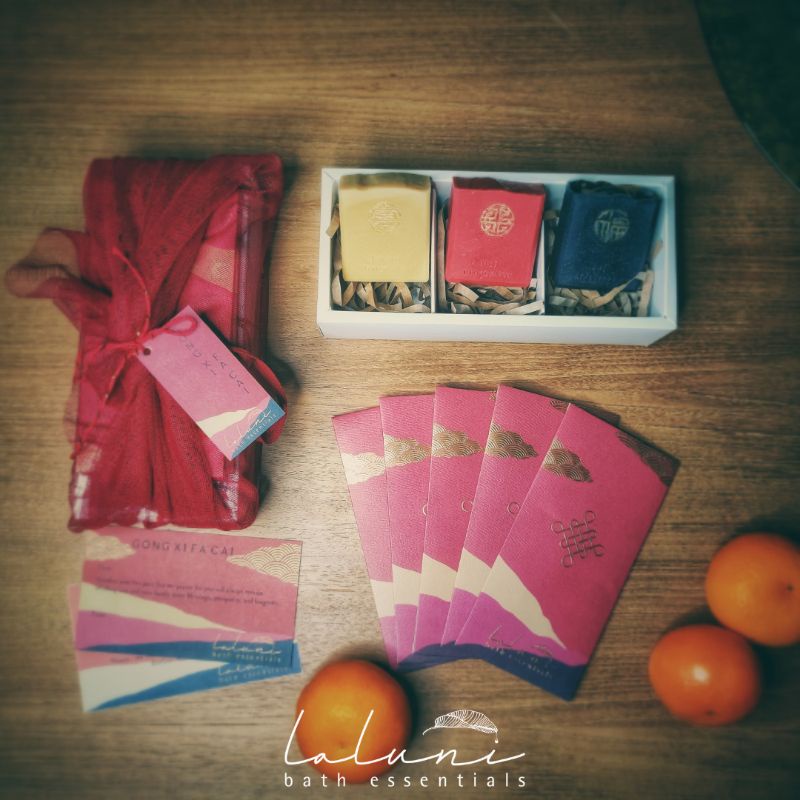 

Laluni CNY Imlek Hampers/Parcel - YANG Package - Handmade Soap Gift Set