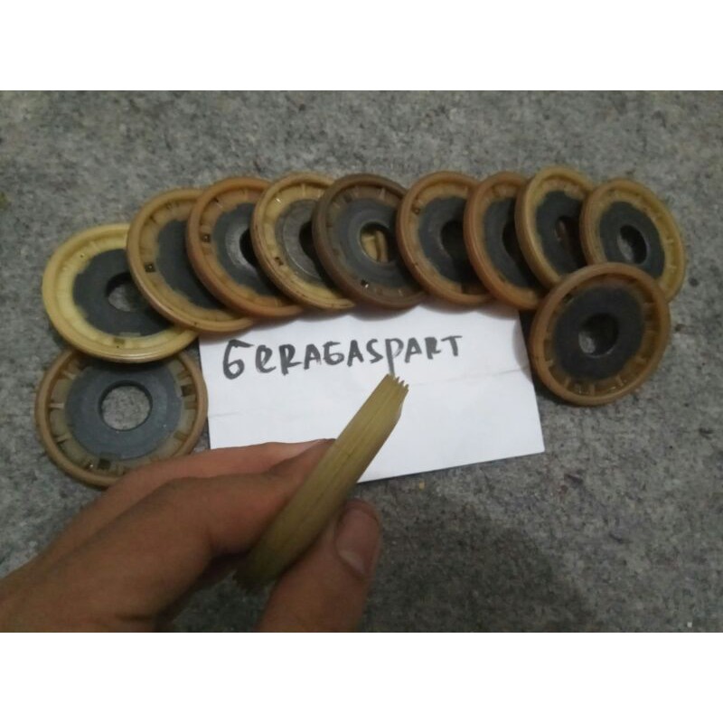 Gear Gir Plastik Pompa Oli Samping F1zr Fizr Fiz R Force 1 Original