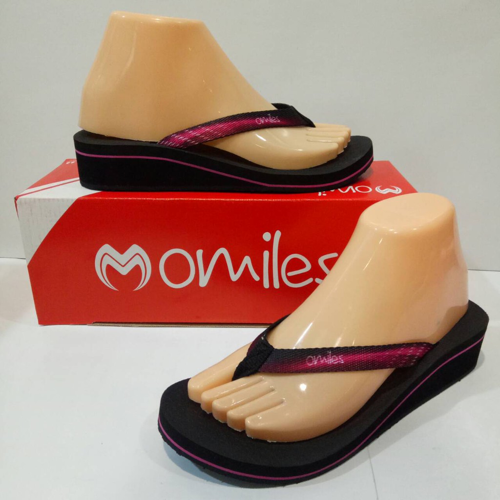 Bonita Omiles Sandal Jepit wedges Wanita