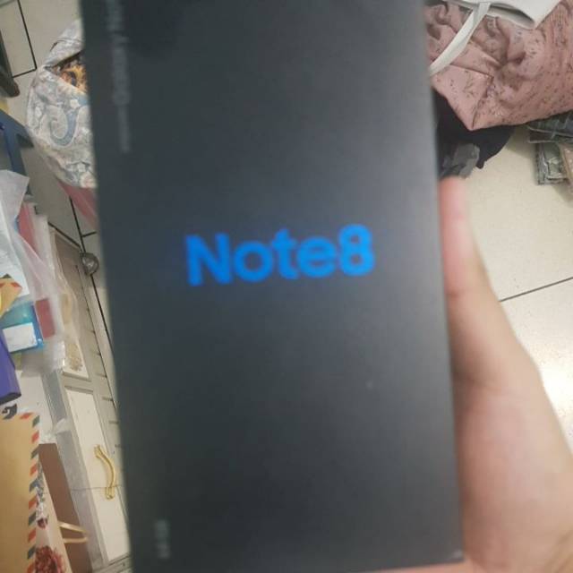 Samsung Galaxy Note 8 dengan RAM 6GB, 64GB internal