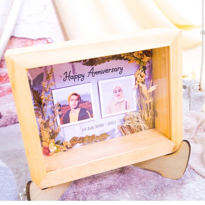 KADO PERNIKAHAN AZRINA, FRAME BINGKAI CUSTOM FOTO UKURAN 20x20 CM