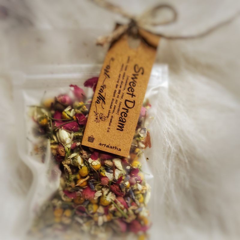 

Sweet Dream tea blend (Chamomile, lavender, rose) 10 gram & 50 gram