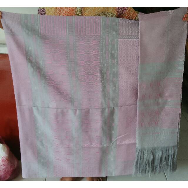 ULOS TUMTUMAN (ADAT BATAK TOBA)