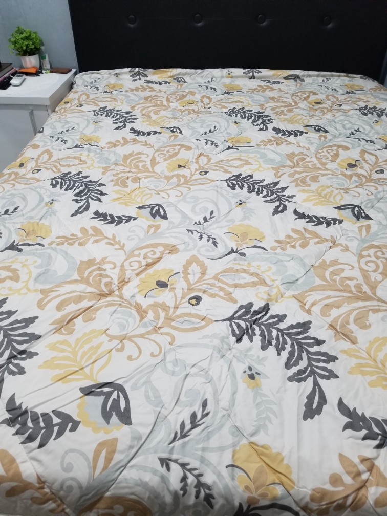 Bedcover + Seprai Set