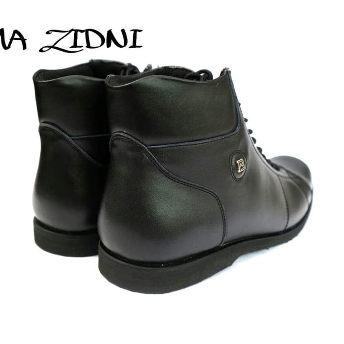 sepatu peria bally boots