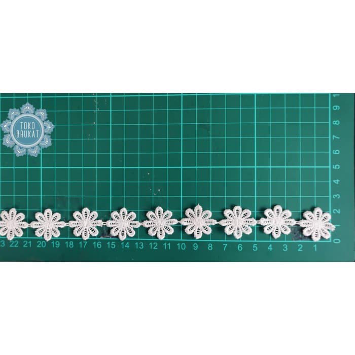 Kain Renda Bordir Giper - Bunga Kecil - 04616 (L:-/+ 2 cm) - Grosir