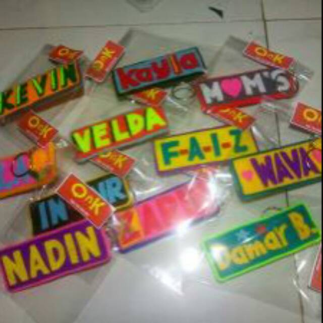 

GANTUNGAN KUNCI KAIN FLANEL / NAME TAG / ID CARD