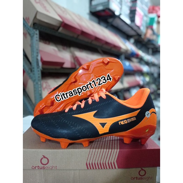 Sepatu Bola Mizuno Terlaris Sepatu bola Mizuno Morelia Terbaru grade original