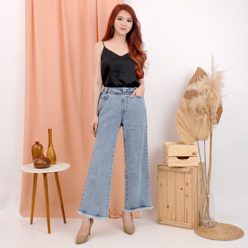 Widie Kulot Highwaist Jeans/Pinggang Karet