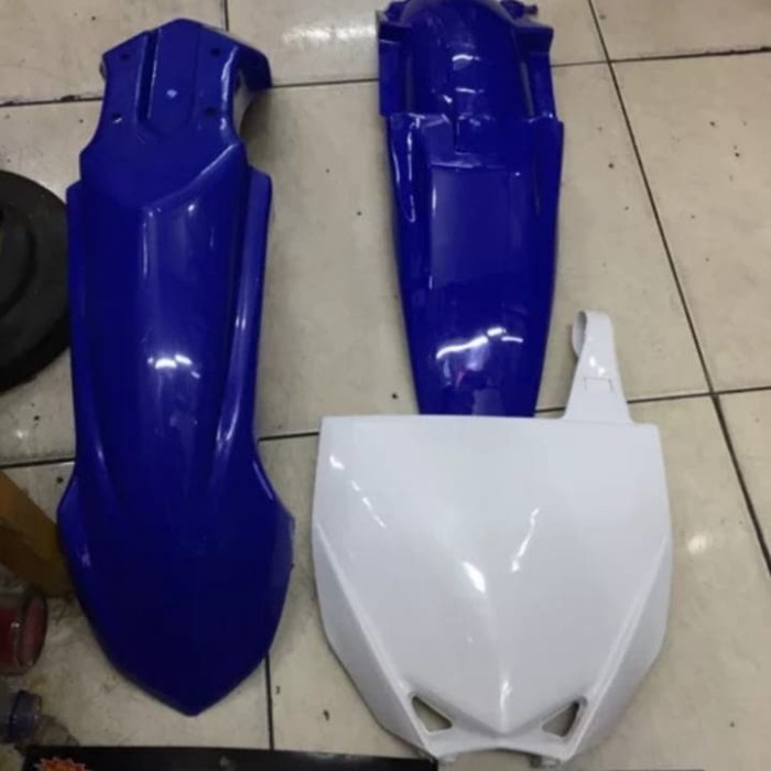 spakbor depan yz 85 new set papan nomor dan spakbor belakang yz