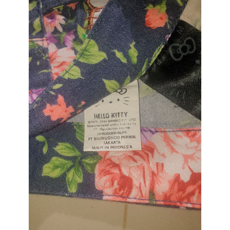 Celana pendek anak branded second