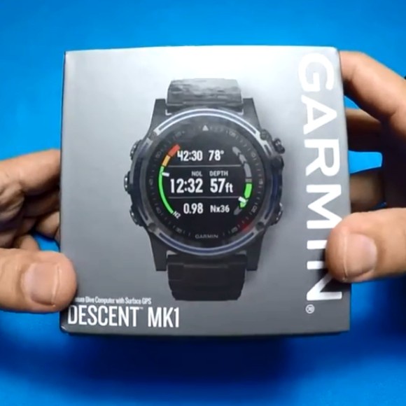 Garmin Smart watch Descent Mk1 Titanium - TAM 2 Tahun