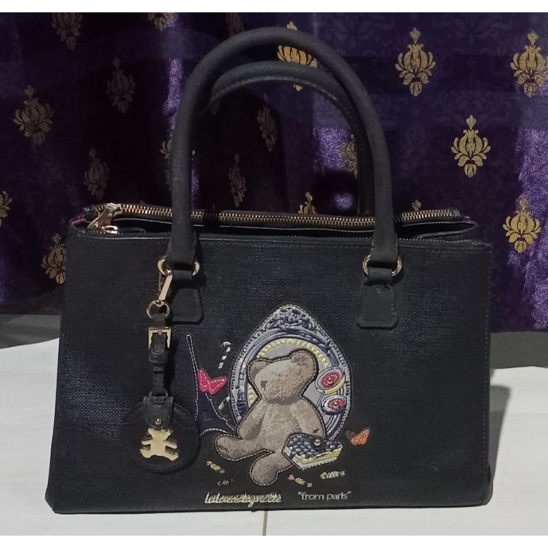 LuluCasta gnete hitam preloved