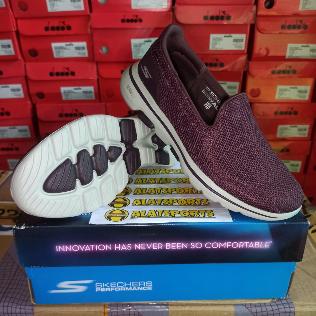 Sepatu Slip Sneaker Wanita Skechers Go Walk 5 15901-BURG ORIGINAL