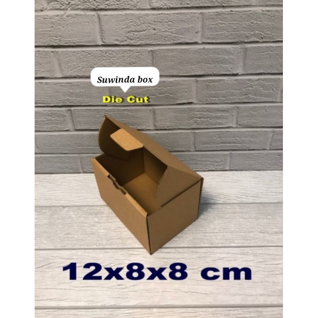 

kardus karton box Uk. 12x8x8 cm............model kardus Pizza