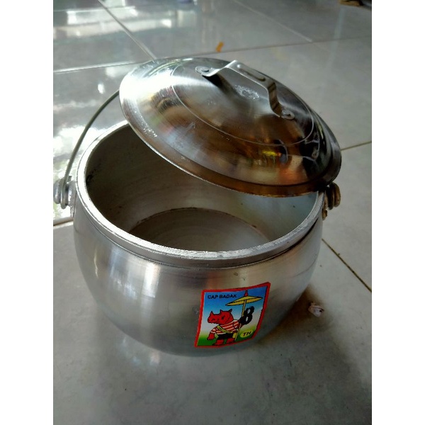 

kastrol liwet No 8 muat beras 2 litr