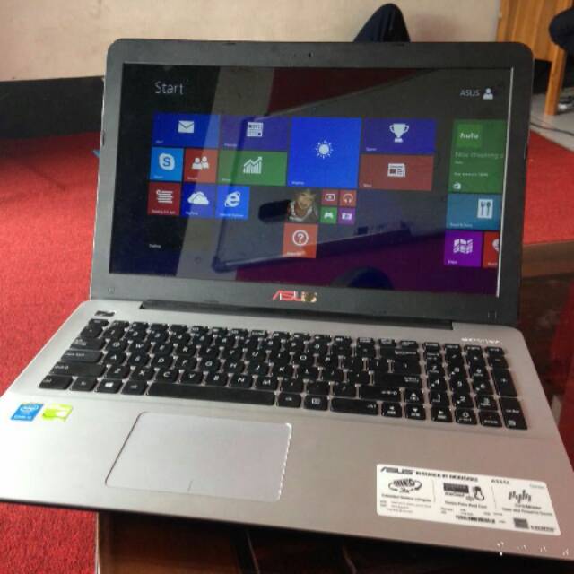 Laptop Super Gaming.. ASUS A555L core i5