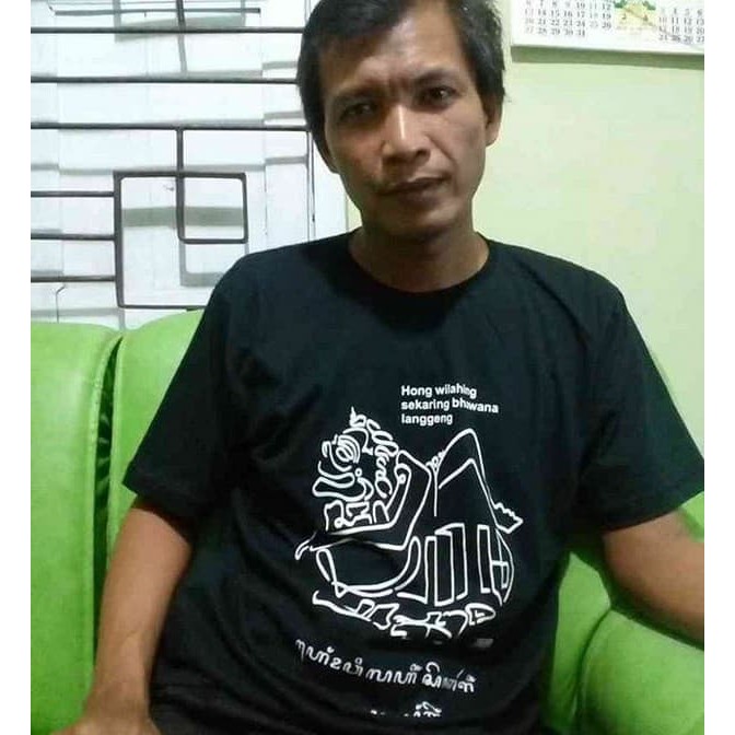 Kaos Kaligrafi Aksara Jawa Bentuk Wayang Semar Gratis Ongkir