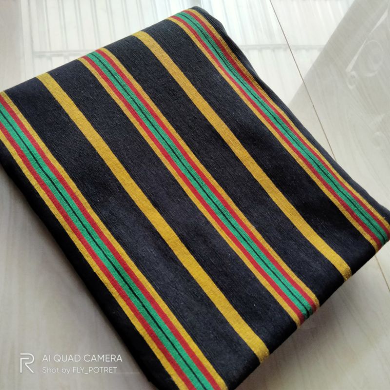 KAIN TENUN LURIK GARIS TENUN LURIK JEPARA KAIN LURIK