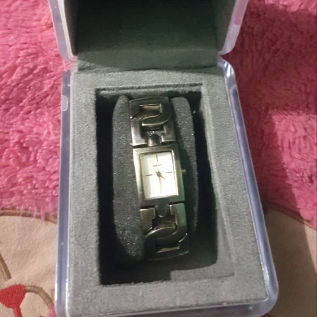 Dkny jam tangan kotak watches watch preloved bekas second ori original