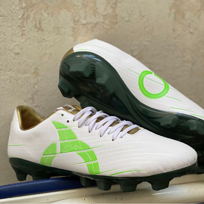 sepatu Ortuseight Raptor FG White