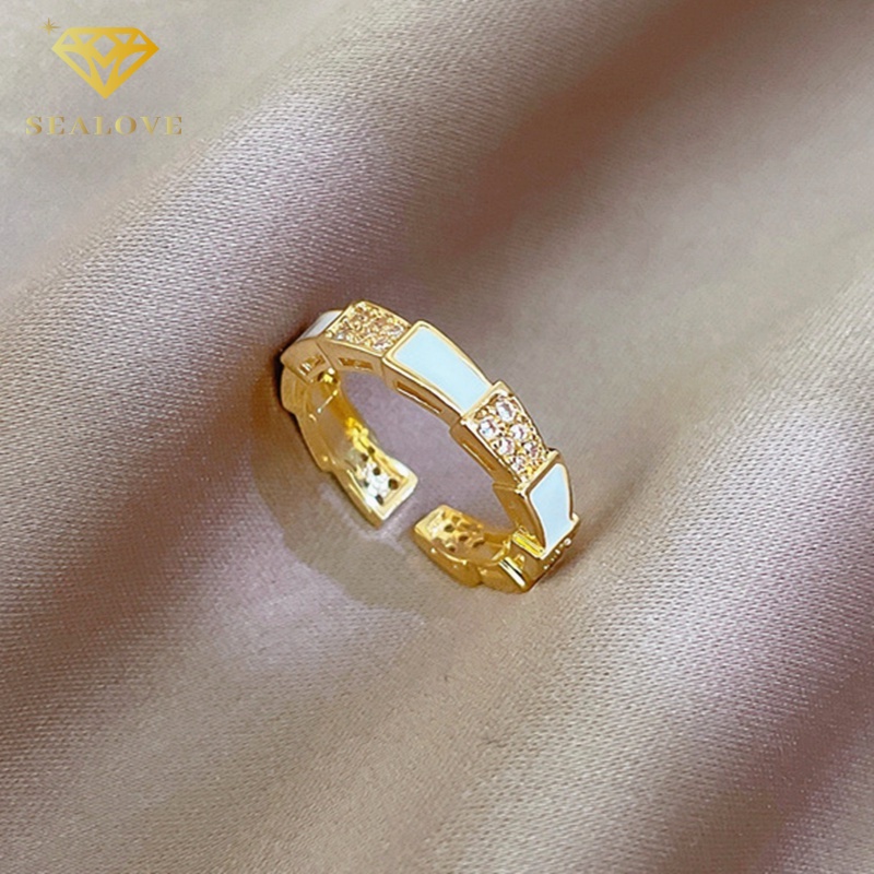 Cincin Titanium Wanita Anti karat Berlian Lapis Emas 18K Perhiasan Korea