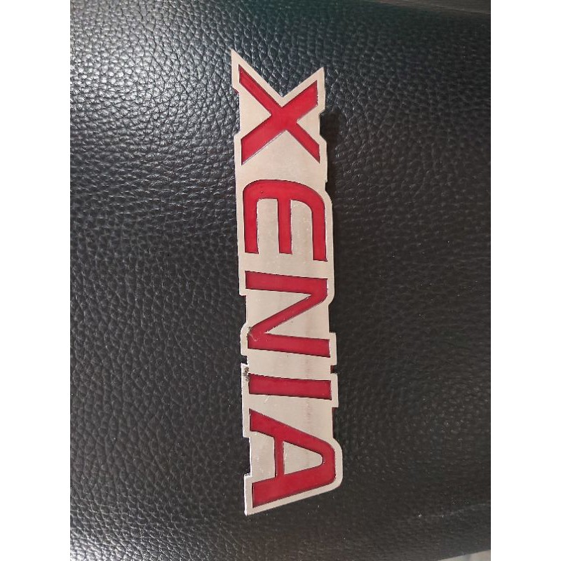 Emblem Xenia - Tulisan Mobil Xenia - Logo Mobil Xenia (Chrome Badges) Warna Merah