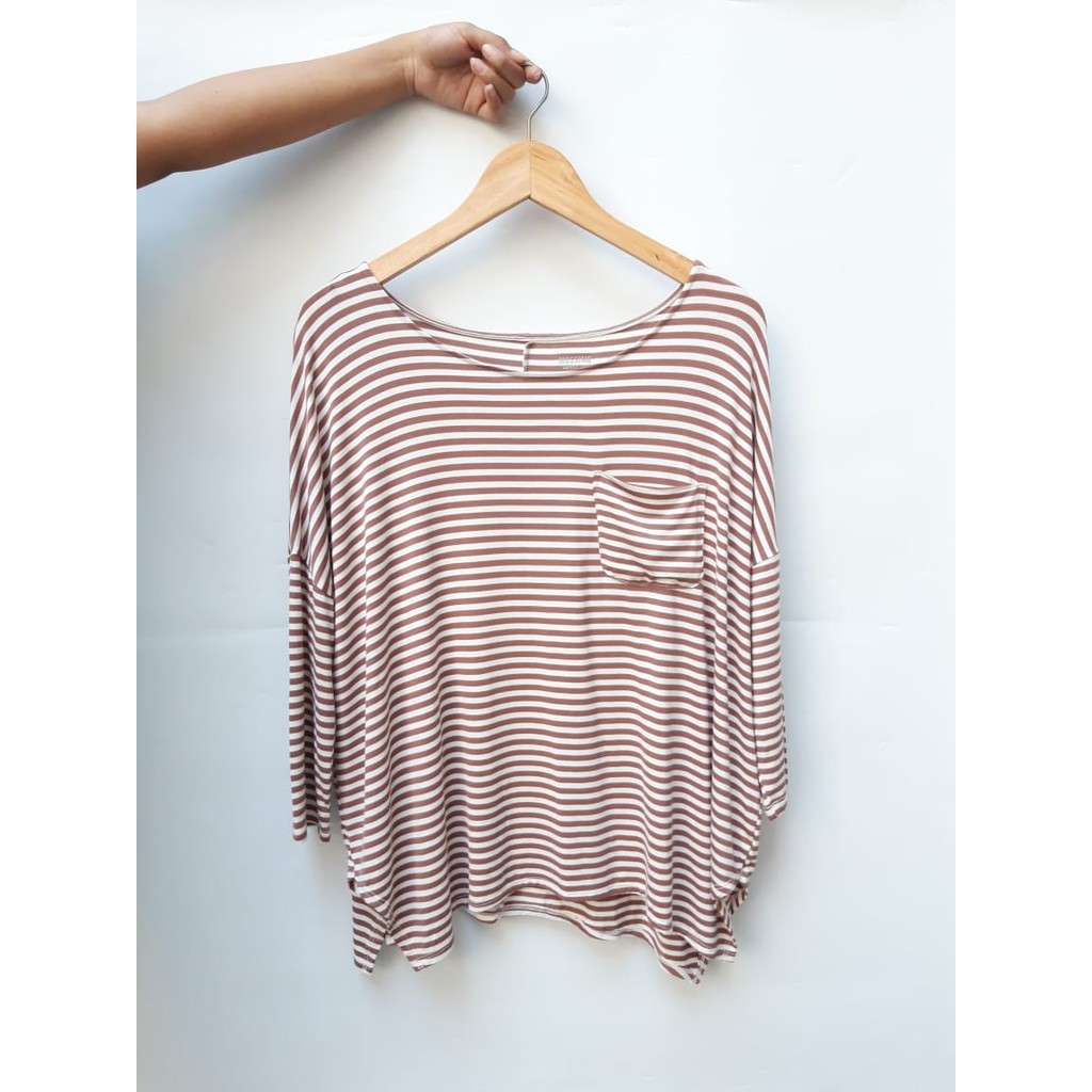 Mossimo Kaos Batwing Coklat Stripe Putih
