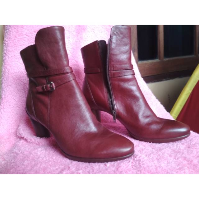 Sepatu boots ECCO