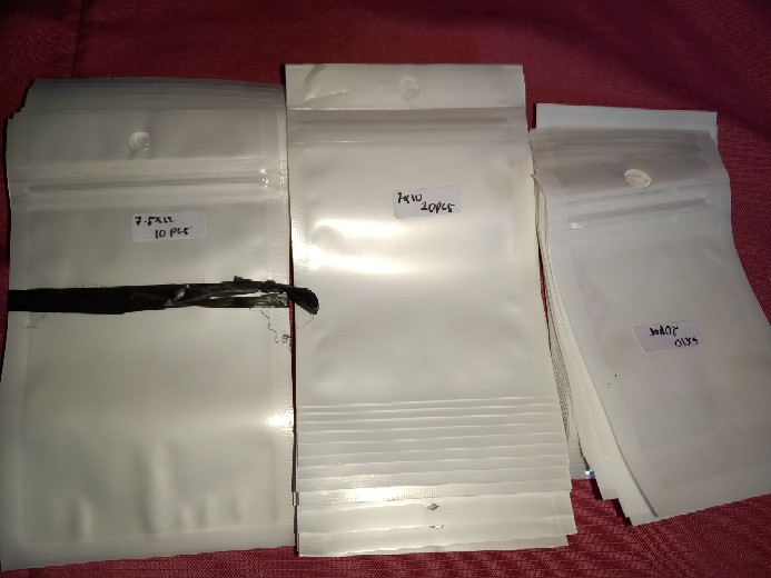 Plastik Ziplock Kombinasi Transparan Putih Uk 7,5x12 Cm Cocok Untuk Wadah Masker 25gr / Per Lembar