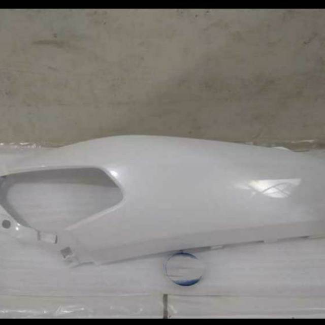 Body belakang Kiri Nmax Putih original ygp