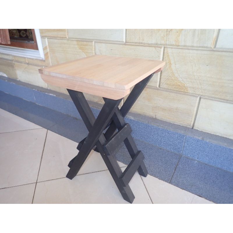 Kursi Lipat Portable Kayu