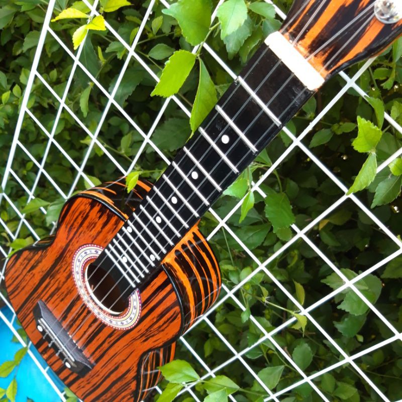 Ukulele Motif Kayu - Dryer Chrome - COD - Gratis Ongkir