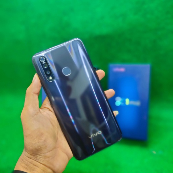 Jual VIVO Z1 PRO 4/64GB SECOND Limited